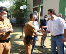 Governador entrega novos uniformes para alunos da escola cívico-militar de Jandaia do Sul  -  Jandaia do Sul, 03/09/2021  -  Foto: Ari Dias/AEN