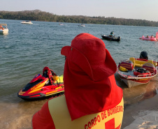 Ações do Corpo de Bombeiros e outras forças policiais garantem feriado tranquilo em Porto Rico. Foto: SESP