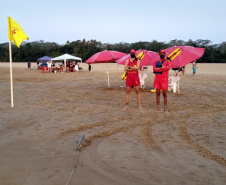 Ações do Corpo de Bombeiros e outras forças policiais garantem feriado tranquilo em Porto Rico. Foto: SESP