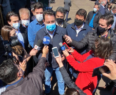 O governador Carlos Massa Ratinho Junior esteve nesta quinta-feira (9) em Palmas para o lançamento da pedra fundamental da pavimentação em concreto rígido de um trecho de 59,55 quilômetros da rodovia, além da implantação de 12,39 quilômetros de terceiras faixas.  - Palmas, 09/09/2021  -  Foto: José Fernando Ogura/AEN