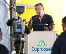 O governador Carlos Massa Ratinho Junior participou nesta sexta-feira (10) das comemorações de 30 anos da Cooperativa de Produtores de Sementes Coprossel, em Laranjeiras do Sul, na região central do Estado. Foto: José Fernando Ogura/AEN
