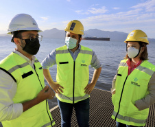 As obras e projetos em desenvolvimento nos portos do Paraná foram apresentados, nesta sexta-feira (10), para representantes da Agência Nacional de Transportes Terrestres (ANTT) e ministérios da Infraestrutura (Minfra) e Economia. A comitiva nacional visitou a sede administrativa da administração dos portos de Paranaguá e Antonina com o Grupo de Trabalho do Plano Estadual Ferroviário (GT Ferrovias).  -  Paranaguá, 10/09/2021  -  Foto: Claudio Neves/Portos do Paraná