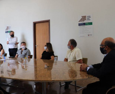 A Secretaria de Estado da Fazenda entregou nesta segunda-feira (13) os prêmios do último sorteio do Programa Nota Paraná. Na ocasião, compareceram as contribuintes de Curitiba ganhadoras dos prêmios máximos de R$ 1 milhão e R$ 200 mil reais e também representantes das entidades sociais que foram contempladas.  -  Curitiba, 13/09/2021  -  Foto: SEFA