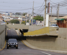 A Coordenação da Região Metropolitana de Curitiba (Comec) entregou nesta segunda-feira (13) a trincheira da Rua Arapongas, no cruzamento com a Avenida das Torres, em São José dos Pinhais. 
Foto Gilson Abreu/AEN
