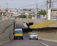 A Coordenação da Região Metropolitana de Curitiba (Comec) entregou nesta segunda-feira (13) a trincheira da Rua Arapongas, no cruzamento com a Avenida das Torres, em São José dos Pinhais. 
Foto Gilson Abreu/AEN

