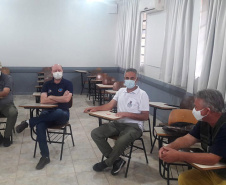  Durante esta semana, um curso de capacitação para os Agentes de Combate a Endemias (ACE), está sendo realizado na 9ª Regional de Saúde de Foz do Iguaçu, no município de São Miguel do Iguaçu. A capacitação tem por objetivo orientar os ACE sobre as ações de campo de controle vetorial do Aedes aegypti, vetor responsável pela transmissão de dengue, Zika vírus, febre chikungunya, dentre outras arboviroses.  Foto:SESA