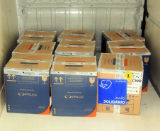 A Secretaria de Estado da Saúde (Sesa) recebeu mais 63.180 vacinas contra a Covid-19 da Pfizer/BioNTech nesta quarta-feira (15). O voo LA-3443 desembarcou no Aeroporto Internacional Afonso Pena, em São José dos Pinhais, às 12h55.-  Curitiba, 15/09/2021  -  Foto: Américo Antonio/SESA