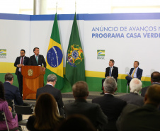 O governo federal anunciou nesta quarta-feira (15) mudanças nas diretrizes do programa Casa Verde e Amarela que deverão facilitar a aquisição de casa própria pela população de todo o País e em especial do Paraná, que possui a maior parceria vigente em habitação com a União. O evento em que foram apresentados os detalhes foi realizado em Brasília e teve a participação do vice-governador Darci Piana e do diretor-presidente da Cohapar, Jorge Lange. Foto: Camila Tonett