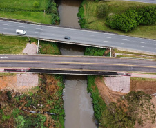Ponte do rio Iguaçu é liberada em São José dos Pinhais. Foto: COMEC
