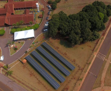 Secretários de Estado participaram, nesta quinta-feira (17), da inauguração da Usina Fotovoltaica Nelson Paludo, em Assis Chateaubriand. O chefe da Casa Civil, Guto Silva, e os secretários de Estado do Desenvolvimento Sustentável e do Turismo, Márcio Nunes, e da Agricultura e do Abastecimento, Norberto Ortigara, destacaram os benefícios de uma usina solar para os agricultores e também ao meio ambiente.  -  Assis Chateaubriand, 17/09/2021  -  Foto: SEDEST