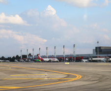 Visita ao terminal Afonso Pena em workshop sobre a malha aérea e a infraestrutura aeroportuária no Paraná nesta sexta-feira (03).   Curitiba, 03/05/2019 -  Foto: Geraldo Bubniak/ANPr