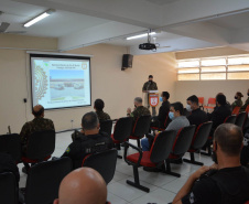 Agentes penitenciários participam de curso de habilitação em fuzil e armeiro no Exército Brasileiro  -  Curitiba, 20/09/2021  -  Foto: DEPEN-PR