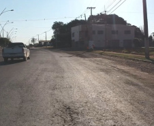 Marechal Cândido Rondon, no Oeste do Paraná, ganhará duas obras de infraestrutura muito aguardadas pela população. O governador Carlos Massa Ratinho Junior esteve no município nesta quarta-feira (22) e anunciou a liberação de cerca de R$ 22,8 milhões em recursos para a retomada do Contorno Oeste da cidade e para a remodelação da Avenida Rio Grande do Sul, uma das principais vias de entrada. 
