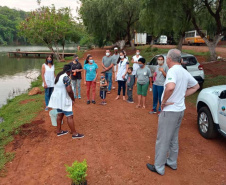 Em diversas cidades do Paraná, as ações em comemoração ao Dia da Árvore (21) ocorrem durante toda a semana. As iniciativas são promovidas pelos 21 Escritórios Regionais do Instituto Água e Terra (IAT) conforme a demanda de cada região. O IAT é um órgão vinculado à Secretaria de Estado do Desenvolvimento Sustentável e do Turismo (Sedest). -  Curitiba, 22/09/2021  -  Foto: IAT/SEDEST