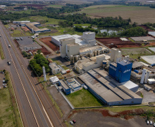 Governador Carlos Massa Ratinho Junior, participou da inauguração da nova planta industrial da Sooro Renner, líder nacional na produção de proteínas derivadas do soro de leite, em Marechal Cândido Rondon - Presentes, o 
prefeito Marcio Rauber e o diretor-presidente da Sooro Renner, William da Silva  - Marechal Cândido Rondon, 22/09/2021  -  Foto: Gilson Abreu/AEN