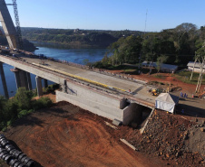 Obras da Ponte da Integração Brasil-Paraguai estão 70% concluídas. Foto: DER