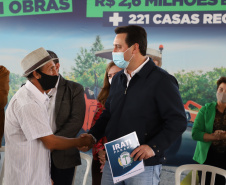 Governador Carlos Massa Ratinho Junior entrega Títulos de Regularização Fundiária e libera recursos em Irati -  Irati, 24/09/2021  -  Foto: Ari Dias/AEN