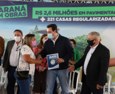 Governador Carlos Massa Ratinho Junior entrega Títulos de Regularização Fundiária e libera recursos em Irati -  Irati, 24/09/2021  -  Foto: Ari Dias/AEN