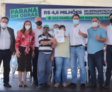 O governador Carlos Massa Ratinho Junior entrega nesta sexta-feira (24), para Inácio Martins, no Centro-Sul do Estado, 202 títulos de regularização fundiária para moradores do bairro São Roque. E tambem  libera R$ 2 milhões para pavimentação de vias.   24/09/2021 - Foto: Geraldo Bubniak/AEN