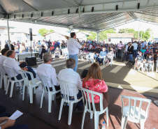 O governador Carlos Massa Ratinho Junior entrega nesta sexta-feira (24), para Inácio Martins, no Centro-Sul do Estado, 202 títulos de regularização fundiária para moradores do bairro São Roque. E tambem  libera R$ 2 milhões para pavimentação de vias.   24/09/2021 - Foto: Geraldo Bubniak/AEN