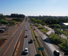 O Departamento de Estradas de Rodagem do Paraná (DER/PR) liberou neste final de semana o tráfego de veículos sobre a nova trincheira da BR-277 em Santa Terezinha de Itaipu, na região Oeste.  -  Curitiba, 27/09/2021  -  Foto: DER