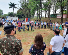 Um mutirão de limpeza tomou conta do Lago Jaboti, principal cartão postal de Apucarana na manhã desta quarta-feira (29). A ação foi promovida pela Companhia de Saneamento do Paraná (Sanepar) e pela Prefeitura de Apucarana, por meio da Secretaria Municipal de Meio Ambiente (Sema), marcando a Semana do Voluntariado do Paraná.  -  Apucarana, 29/09/2021  -  Foto: Sanepar