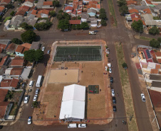 O governador Carlos Massa Ratinho Junior participou nesta quinta-feira (30), em Rolândia, na Região Norte, da inauguração de duas unidades do Meu Campinho, um dos principais programas de esporte e lazer do Governo do Estado. Ele anunciou  também a liberação de R$ 1.799.678,06 para a retomada da construção de um novo Centro Municipal de Educação Infantil (CMEI). 
Foto Gilson Abreu/AEN