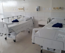 Os Hospitais Zona Norte e Zona Sul de Londrina serão gerenciados pela Fundação Estatal de Atenção em Saúde (Funeas), vinculada à Secretaria de Estado da Saúde, a partir de agora. Com o novo modelo, a expectativa é ampliar serviços para os demais municípios que integram a Região Norte, otimizando as estruturas e melhorando a capacidade de cobertura assistencial no Estado.  -  Londrina, 01/10/2021 -  Foto: SESA