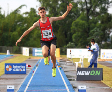 Seis ouros, seis pratas e cincos bronzes esses foram os resultados dos atletas do Paraná no Campeonato Brasileiro Loterias Caixa Sub-16 de Atletismo que ocorreu no último final de semana no Centro Nacional de Treinamento em Atletismo de Cascavel. O evento tem apoio do Governo do Paraná, por meio da Superintendência do Esporte, da Federação de Atletismo do Paraná (FAP) e da Prefeitura de Cascavel.-  Curitiba, 05/10/2021 - Foto: WAGNER CARMO/CBAT