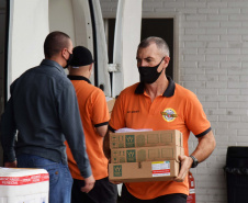 583,6 mil vacinas contra a Covid-19 são distribuídas nesta quarta. Foto: Américo Antonio/SESA