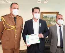 Major Vieira assume o posto antes ocupado pelo tenente-coronel Welby Pereira Sales, que deixa o cargo após mais de 33 anos de serviços dedicados à Polícia Militar e ao Estado do Paraná. Ele dará início ao processo de reserva remunerada.   Foto: Ari Dias/AEN