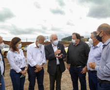 O governador em exercício Darci Piana vistoriou nesta quinta-feira (07) a construção do novo trevo da PR-281, e inaugurou uma unidade do Meu Campinho no distrito de Doutor Antonio Paranhos, em São Jorge D’Oeste, na região Sudoeste do Paraná. - São Jorge D’Oeste, 07/10/2021 -  Foto: Gilson Abreu/AEN