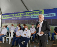 O governador em exercício Darci Piana vistoriou nesta quinta-feira (07) a construção do novo trevo da PR-281, e inaugurou uma unidade do Meu Campinho no distrito de Doutor Antonio Paranhos, em São Jorge D’Oeste, na região Sudoeste do Paraná. - São Jorge D’Oeste, 07/10/2021 -  Foto: Gilson Abreu/AEN