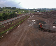 O governador em exercício Darci Piana vistoriou nesta quinta-feira (07) a construção do novo trevo da PR-281, e inaugurou uma unidade do Meu Campinho no distrito de Doutor Antonio Paranhos, em São Jorge D’Oeste, na região Sudoeste do Paraná. - São Jorge D’Oeste, 07/10/2021 -  Foto: Gilson Abreu/AEN