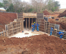 Obra de correção de greide de pontos de alagamentos da rodovia PR-650 entre Godoy Moreira e São João do Ivaí  -  Curitiba, 08/10/2021  -  Foto: DER