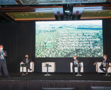 No 1° dia, Paraná Business Experience reúne empresários do agronegócio e do setor florestal. Foto: Governo do Paraná