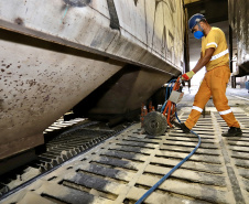 Volume de carga movimentada pela ferrovia aumentou 25,19% nos portos do Paraná. Foto: Claudio Neves/Portos do Paraná