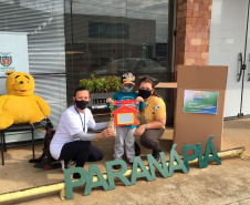 GUARAPUAVA  - O Instituto Água e Terra (IAT), vinculado à Secretaria do Desenvolvimento Sustentável e do Turismo (Sedest) aderiu à campanha estadual Paraná Piá. No balanço, divulgado nesta quarta-feira (13), o IAT relata a arrecadação de 4376 brinquedos. - Curitiba, 13/10/2021 - Foto: SEDEST