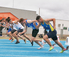 O Centro Nacional de Treinamento em Atletismo (CNTA), em Cascavel, mais uma vez foi palco de grandes disputas e importantes conquistas do atletismo paranaense. Neste último fim de semana (16 e 17), a cidade foi sede das mais variadas competições do atletismo na etapa estadual dos Jogos da Juventude do Paraná (JOJUPS) e dos Jogos Abertos do Paraná (JAPS), que contabilizaram 43 municípios participantes e mais de 500 atletas. -  Curitiba, 18/10/2021 - Foto: Alexsandro Felix