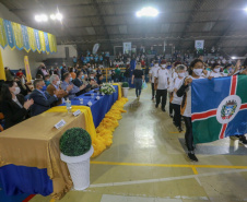 Abertura dos Jogos da Integração do Idoso, em Guaratuba. Foto: Valdelino Pontes/AEN