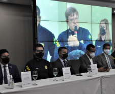 O secretário nacional de Trânsito, Frederico Carneiro, reuniu-se com representantes da Argentina e Paraguai, em Foz do Iguaçu, na tarde desta segunda-feira (18), para apresentar os aplicativos de documentos digitais. - Foz do Iguaçu, 19/10/2021 - Foto: Allan Marba/Detran-PR