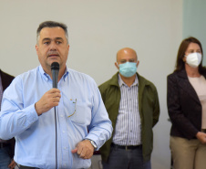 A secretaria estadual da Saúde (Sesa) iniciou nesta quarta-feira (20), em Londrina, a discussão da segunda etapa do Planejamento Regional Integrado (PRI) na Macrorregião Norte. Esta macrorregião soma 97 municípios, em cinco Regionais de Saúde: Apucarana (16ª) Londrina (17ª), Cornélio Procópio (18ª), Jacarezinho (19ª) Ivaiporã (22ª). Foto: Américo Antonio/SESA