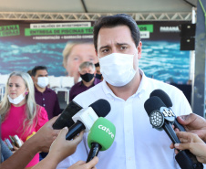 O município de Santa Tereza do Oeste ganhou nesta sexta-feira (22) uma piscina térmica pública para atendimento da população idosa. O local será um centro de reabilitação, com atividades como hidroginástica e fisioterapia e atendimento psicológico. A estrutura foi construída com recursos viabilizados pelo Estado e inaugurada nesta sexta-feira (22) pelo governador Carlos Massa Ratinho Junior.Foto: Ari Dias/AEN