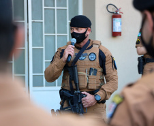 Com o reforço do efetivo administrativo, a Polícia Militar desencadeou a Operação Fecha Quartel III na Capital e em todo o Estado do Paraná nesta sexta-feira (22/10). Apenas em Curitiba e na Região Metropolitana, mais de 270 policiais estão nas ruas, além do efetivo já aplicado no policiamento ordinário, reforçando o patrulhamento nas áreas comerciais, residenciais e com maior índice de ocorrências. - Curitiba, 22/10/2021 - Foto: Soldado Ismael Ponchio