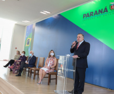 O vice governador Darci Piana e o  secretário de Justiça, Família e Trabalho, Ney Leprevost assinam  nesta quarta-feira  (27) termo de repasse ao Cedca aos municípios,  no Palacio Iguacu.   Curitiba, 27/10/2021 -  Foto: Geraldo Bubniak/AEN