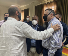 O secretário de Estado da Saúde, Beto Preto, destacou a parceria do Governo do Estado com os municípios, principalmente no enfrentamento à Covid-19, em reunião realizada nesta quarta-feira (27) com a Associação dos Municípios dos Campos Gerais (AMCG) em Arapoti. -  Curitibs, 27/10/2021 - Foto: Andressa Desyreé/SESA