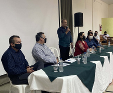 O secretário de Estado da Saúde, Beto Preto, destacou a parceria do Governo do Estado com os municípios, principalmente no enfrentamento à Covid-19, em reunião realizada nesta quarta-feira (27) com a Associação dos Municípios dos Campos Gerais (AMCG) em Arapoti. -  Curitibs, 27/10/2021 - Foto: Andressa Desyreé/SESA