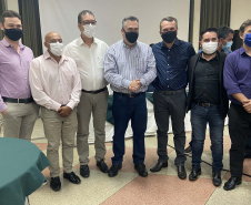O secretário de Estado da Saúde, Beto Preto, destacou a parceria do Governo do Estado com os municípios, principalmente no enfrentamento à Covid-19, em reunião realizada nesta quarta-feira (27) com a Associação dos Municípios dos Campos Gerais (AMCG) em Arapoti. -  Curitibs, 27/10/2021 - Foto: Andressa Desyreé/SESA