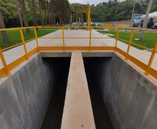 O governador Carlos Massa Ratinho Junior inaugurou nesta quinta-feira (28) a obra de transposição do rio Capivari para a Bacia do Iraí, em Colombo, na região metropolitana de Curitiba. Foto: Jonathan Campos/AEN