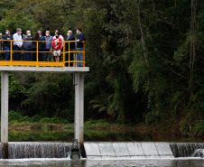 O governador Carlos Massa Ratinho Junior inaugurou nesta quinta-feira (28) a obra de transposição do rio Capivari para a Bacia do Iraí, em Colombo, na região metropolitana de Curitiba. Foto: Jonathan Campos/AEN